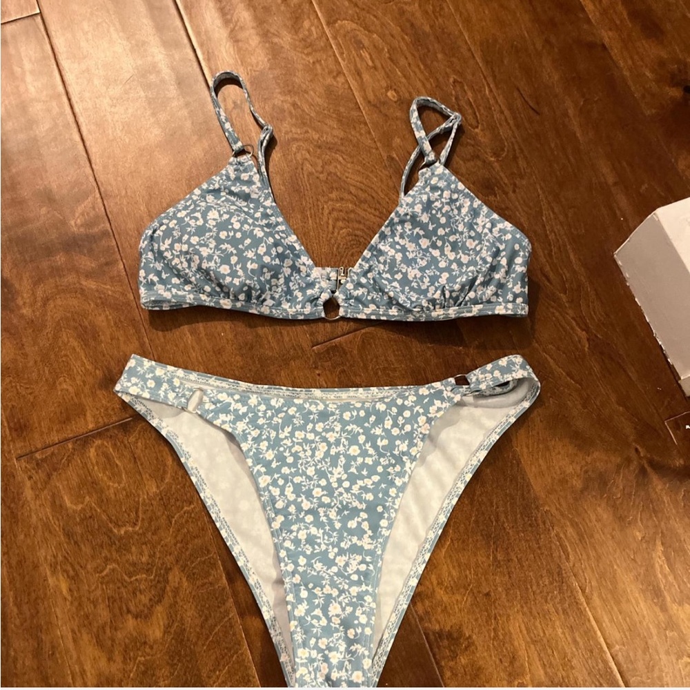 SHEIN Blue and White Floral Bikini